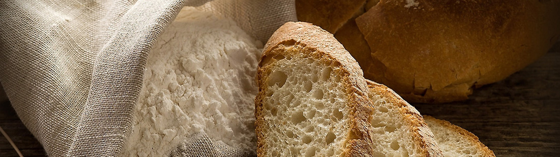 naturlany świeży chleb